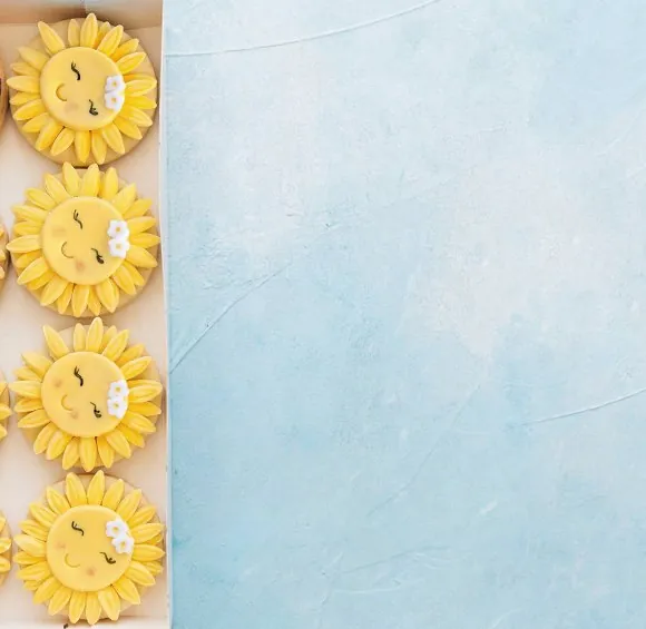 Bollos Bakery, vegan bakery Stockholm, vegan cakes Stockholm, custom cakes Stockholm, vegan bakery Vasastan, plant-based bakery, vegan croissant, vegan pastries, Click and Collect bakery, vegan birthday cake