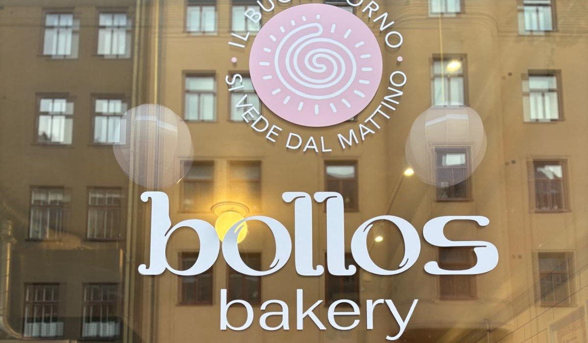 Bollos Bakery, vegan bakery Stockholm, vegan cakes Stockholm, custom cakes Stockholm, vegan bakery Vasastan, plant-based bakery, vegan croissant, vegan pastries, Click and Collect bakery, vegan birthday cake