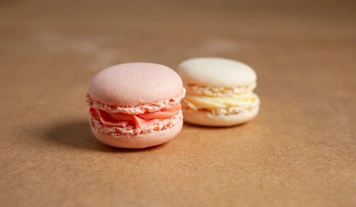 Bollos Bakery, vegan bakery Stockholm, vegan cakes Stockholm, custom cakes Stockholm, vegan bakery Vasastan, plant-based bakery, vegan croissant, vegan pastries, Click and Collect bakery, vegan birthday cake